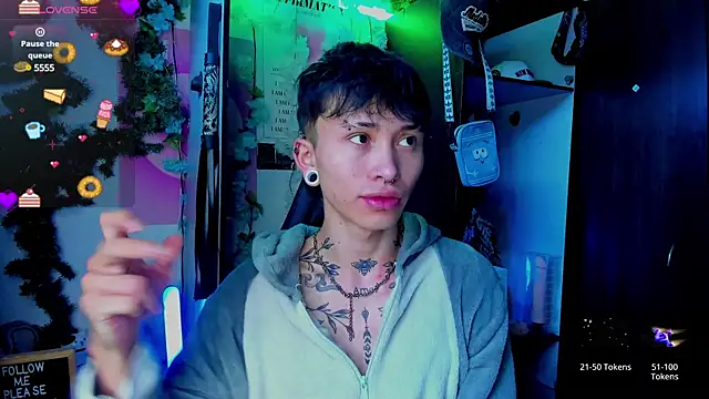 juniior 2311  online show from 21, 3, 2025