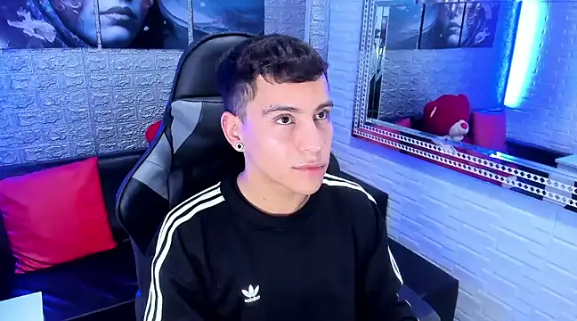 Snapshot of salvadorgomezx chatting on 15, 12, 2024 salvadorgomezx online show from 15, 12, 2024