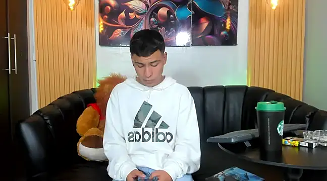 Snapshot of salvadorgomezx chatting on 21, 12, 2024 salvadorgomezx online show from 21, 12, 2024