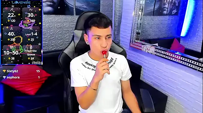 Snapshot of salvadorgomezx chatting on 6, 1, 2025 salvadorgomezx online show from 6, 1, 2025