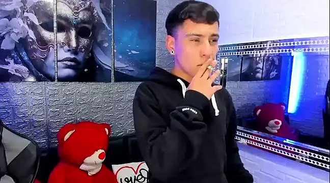 Snapshot of salvadorgomezx chatting on 8, 1, 2025 salvadorgomezx online show from 8, 1, 2025