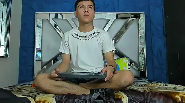 Snapshot of salvadorgomezx chatting on 23, 1, 2025 salvadorgomezx online show from 23, 1, 2025