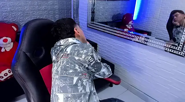 Snapshot of salvadorgomezx chatting on 24, 1, 2025 salvadorgomezx online show from 24, 1, 2025