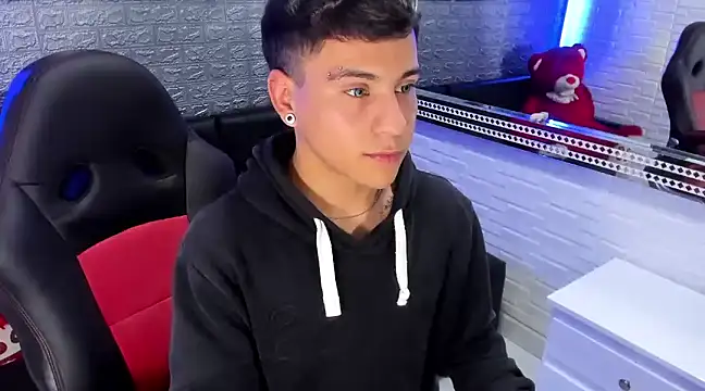 Snapshot of salvadorgomezx chatting on 12, 2, 2025 salvadorgomezx online show from 12, 2, 2025