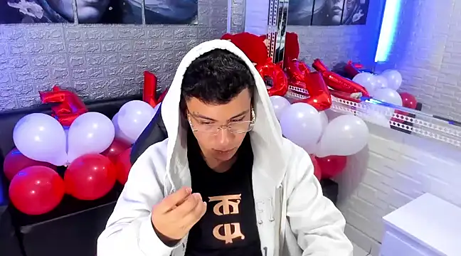 Snapshot of salvadorgomezx chatting on 14, 2, 2025 salvadorgomezx online show from 14, 2, 2025