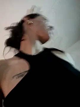 Sophie sweett19 online show from 8, 5, 2026