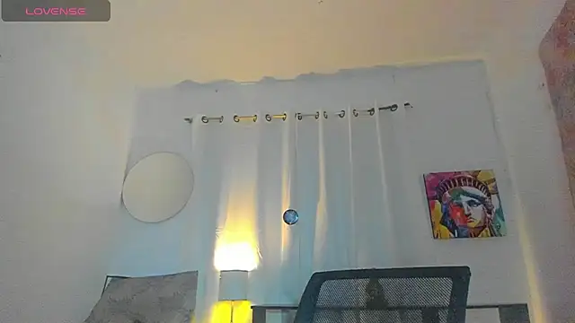 Sophie sweett19 online show from 4, 7, 2026