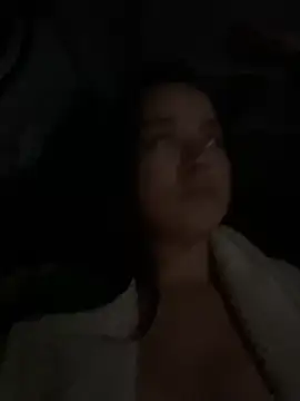 Snapshot of rebeccaareys chatting on 8, 4, 2026 rebeccaareys online show from 8, 4, 2026