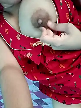 Snapshot of Arohi_is_Live chatting on 5, 11, 2025 Arohi is Live online show from 5, 11, 2025