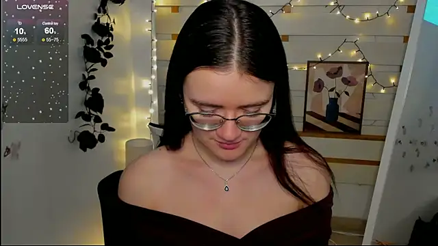 Snapshot of Josephine_jo chatting on 6, 2, 2026 Josephine jo online show from 6, 2, 2026