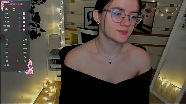 Snapshot of Josephine_jo chatting on 1, 3, 2026 Josephine jo online show from 1, 3, 2026