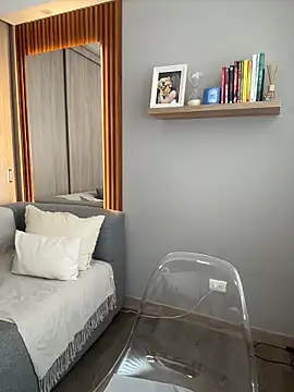 FridaKlein online show from 12, 3, 2025