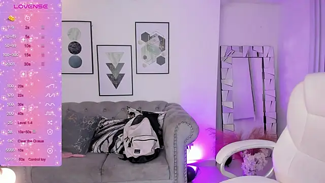 Snapshot of kendaall_jenner_ chatting on 10, 1, 2025 kendaall jenner online show from 10, 1, 2025