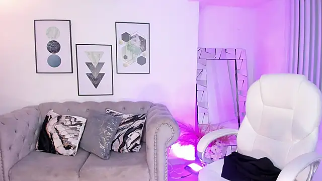 Snapshot of kendaall_jenner_ chatting on 17, 1, 2025 kendaall jenner online show from 17, 1, 2025