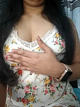 Snapshot of Rina777o chatting on 3, 5, 2026 Rina777o online show from 3, 5, 2026