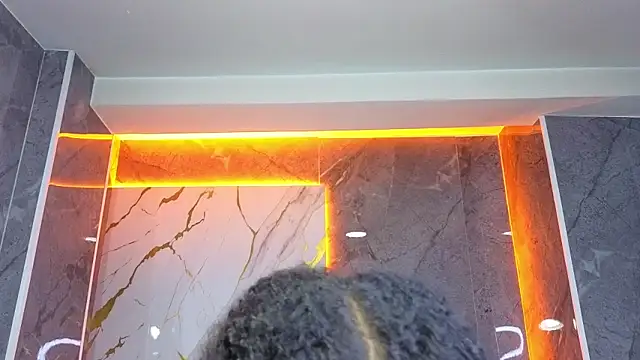 Violeth b online show from 5, 11, 2025