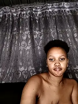 Snapshot of Sego_TeeTee chatting on 5, 4, 2026 Sego TeeTee online show from 5, 4, 2026