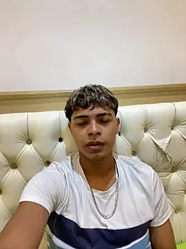 dafnezahiraa  online show from 27, 12, 2024