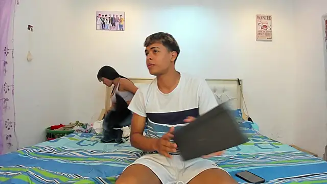 dafnezahiraa  online show from 16, 2, 2025