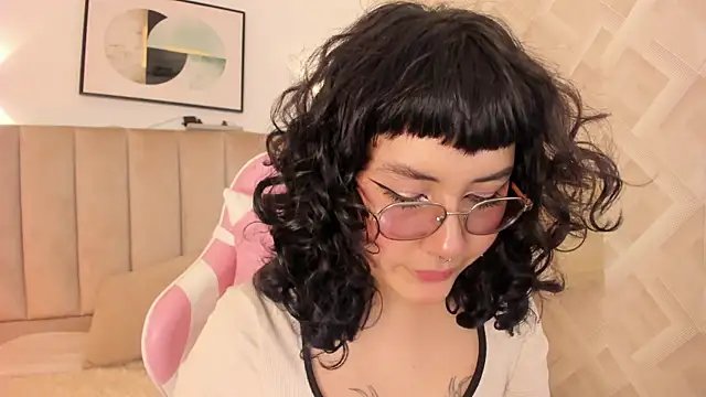 Haru Bonny online show from 7, 2, 2026