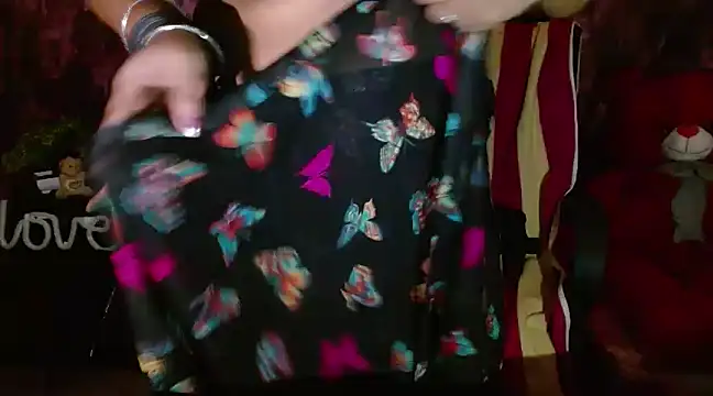 Naughty Ayesha1 online show from 15, 1, 2025