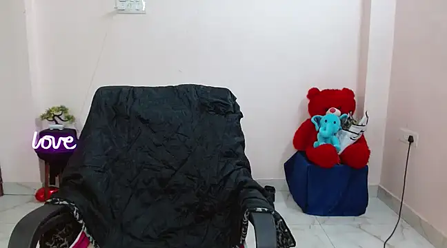 Naughty Ayesha1 online show from 12, 2, 2025