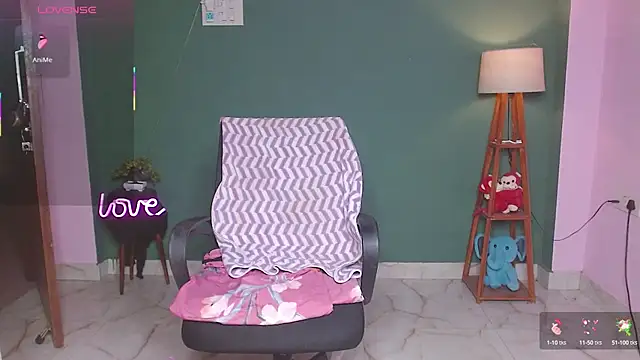 Naughty Ayesha1 online show from 6, 10, 2025