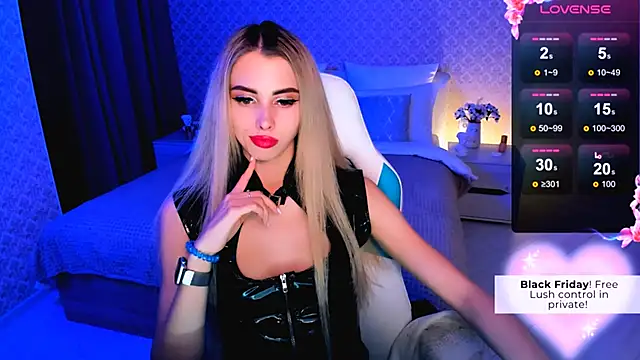 Emilia Klar online show from 10, 12, 2024