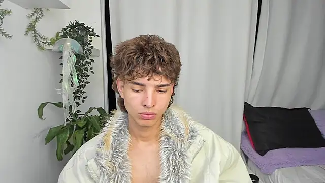 santy-kitty online show from 10, 1, 2026