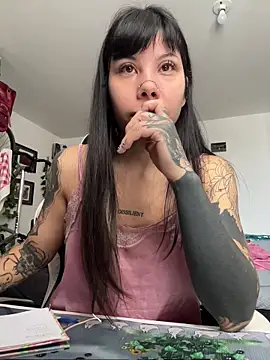 EemaHaruki online show from 24, 10, 2025