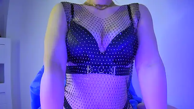 Sissy-Bee online show from 1, 5, 2026