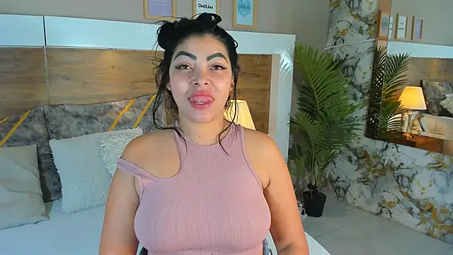 Snapshot of EmaBakker chatting on 22, 2, 2025 EmaBakker online show from 22, 2, 2025