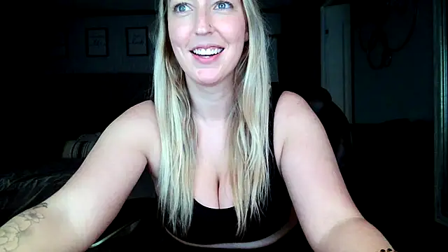 lucyallen4201 online show from 20, 12, 2024