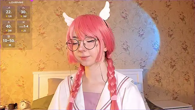 Nora Failure online show from 9, 12, 2024