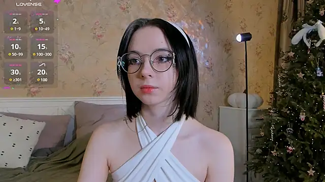 Nora Failure online show from 29, 12, 2024