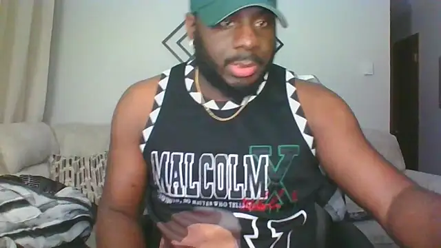 Snapshot of Stayinalive1992 chatting on 12, 2, 2026 Stayinalive1992 online show from 12, 2, 2026