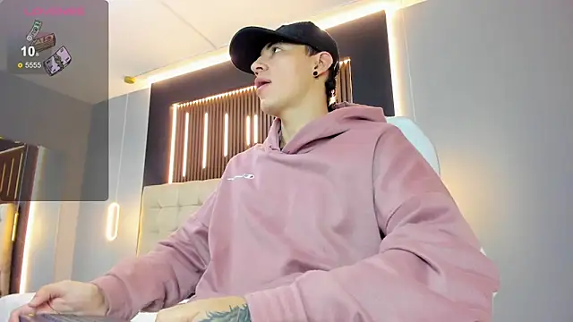 Lobo 17  online show from 15, 4, 2026