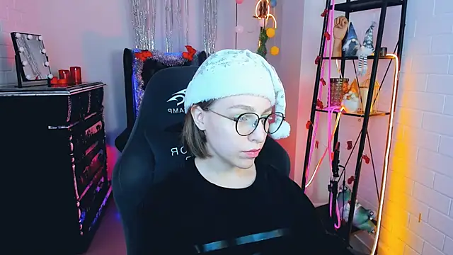 AphexQueen online show from 25, 12, 2024