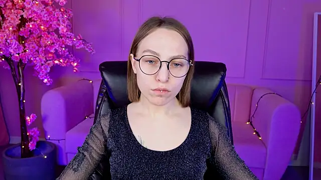 AphexQueen online show from 28, 1, 2025