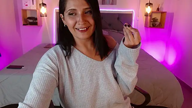 Snapshot of emily_leinner chatting on 15, 1, 2025 emily leinner online show from 15, 1, 2025