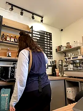 cinnabon  online show from 4, 10, 2025