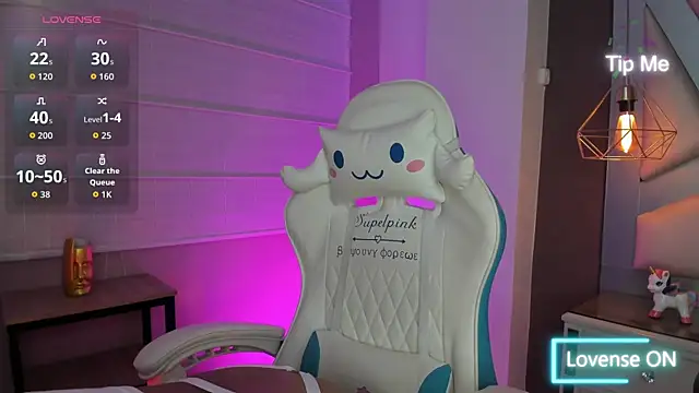 Amber villalobos  online show from 12, 9, 2025