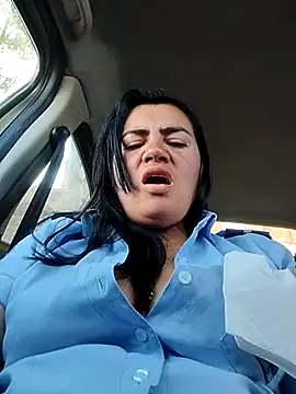 naughty-sharlot online show from 1, 2, 2025