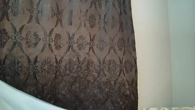 CarolineBrunx online show from 4, 8, 2026