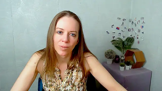 GloriaSi  online show from 3, 5, 2026