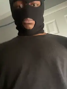 sneakylink13   online show from 10, 2, 2025