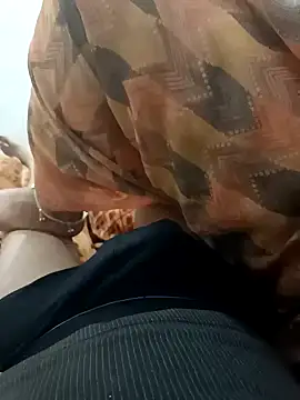 Snapshot of Bhabhi_desi12 chatting on 3, 3, 2025 Bhabhi desi12 online show from 3, 3, 2025