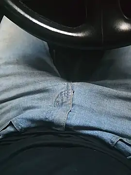 Jovende28 online show from 30, 10, 2025