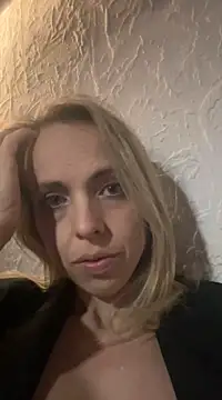 Snapshot of Annelibre chatting on 24, 12, 2024 Annelibre online show from 24, 12, 2024