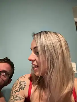 Snapshot of Annelibre chatting on 3, 2, 2025 Annelibre online show from 3, 2, 2025